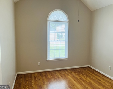 155 Woodstream Way - Photo Thumbnail 31