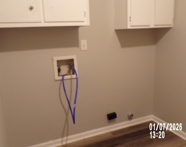 1821 Hidden Hills Parkway - Photo Thumbnail 30