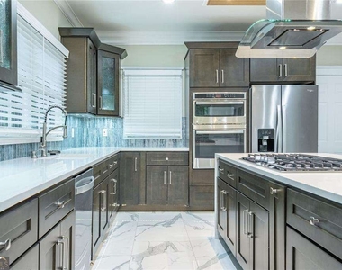 3924 Ashford Dunwood Road Ne - Photo Thumbnail 6