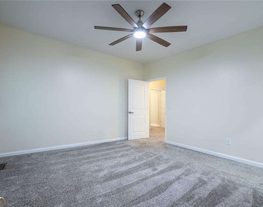 3924 Ashford Dunwood Road Ne - Photo Thumbnail 21