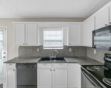97 Livingston Lane - Photo Thumbnail 7
