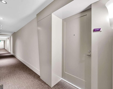 3325 Piedmont Road Ne - Photo Thumbnail 2