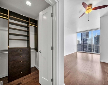 3325 Piedmont Road Ne - Photo Thumbnail 17