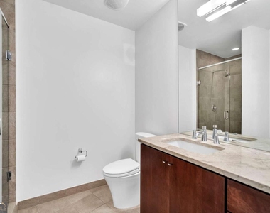 3325 Piedmont Road Ne - Photo Thumbnail 24