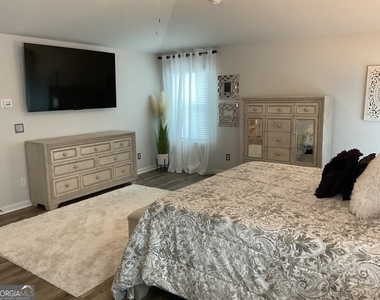 137 Cabin Way - Photo Thumbnail 46