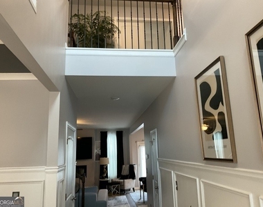 137 Cabin Way - Photo Thumbnail 7
