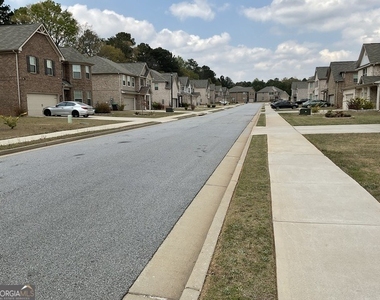 137 Cabin Way - Photo Thumbnail 73