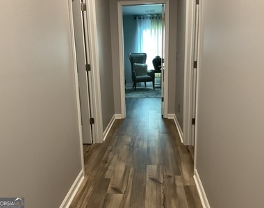 137 Cabin Way - Photo Thumbnail 36