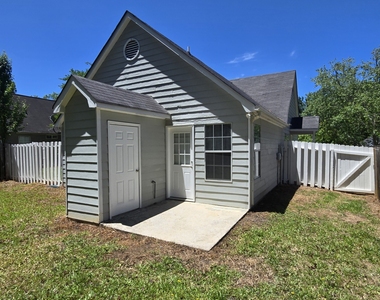 1504 Cain Court N - Photo Thumbnail 5