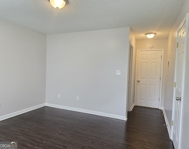 1504 Cain Court N - Photo Thumbnail 14