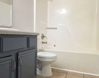 1504 Cain Court N - Photo Thumbnail 18