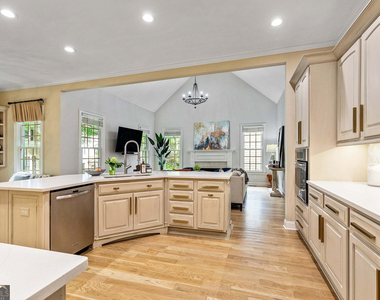 125 North Cove Drive - Photo Thumbnail 24