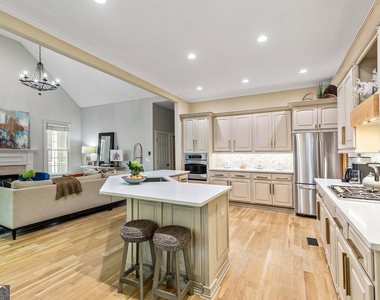 125 North Cove Drive - Photo Thumbnail 28