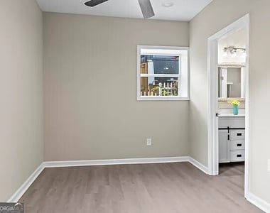 1523 Delia Drive - Photo Thumbnail 21
