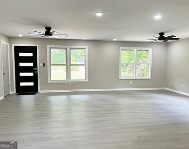 1523 Delia Drive - Photo Thumbnail 1