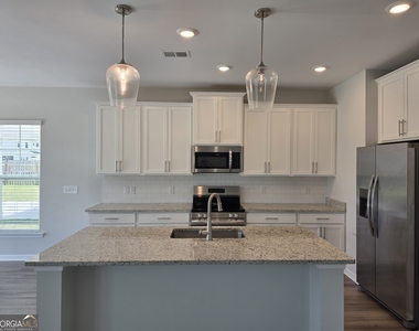 27 Ashmont Street - Photo Thumbnail 6