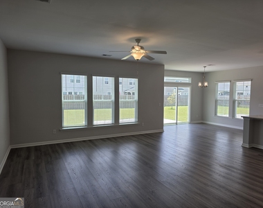 27 Ashmont Street - Photo Thumbnail 3