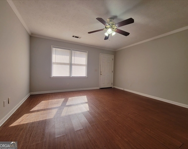 12 Candlewood Terrace - Photo Thumbnail 2