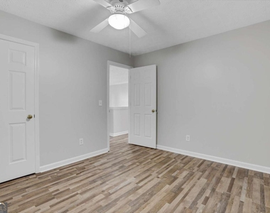 2780 School Side Way - Photo Thumbnail 36