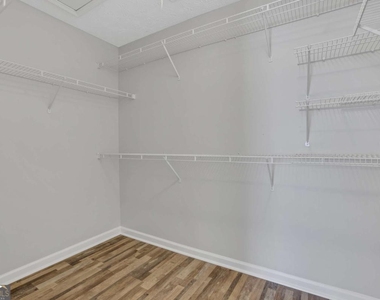 2780 School Side Way - Photo Thumbnail 27