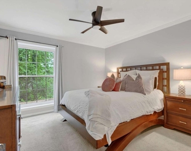 3140 Seven Pines Court - Photo Thumbnail 16