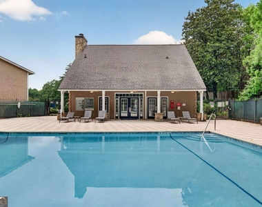 3140 Seven Pines Court - Photo Thumbnail 28
