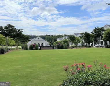 16 Lochurst Lane - Photo Thumbnail 1