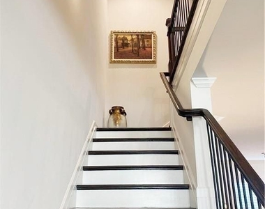 16 Lochurst Lane - Photo Thumbnail 9