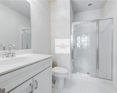 16 Lochurst Lane - Photo Thumbnail 15