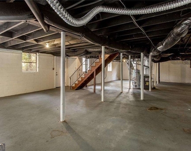 2720 Stonecreek Road Se - Photo Thumbnail 26