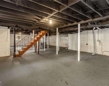 2720 Stonecreek Road Se - Photo Thumbnail 25