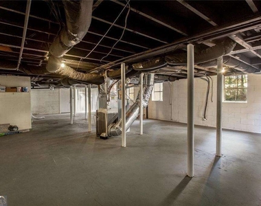 2720 Stonecreek Road Se - Photo Thumbnail 27