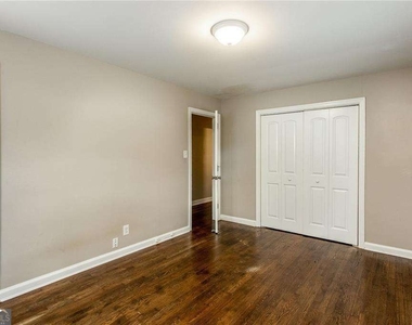 2720 Stonecreek Road Se - Photo Thumbnail 14
