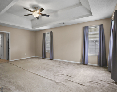 2224 Eagles Nest Circle - Photo Thumbnail 32