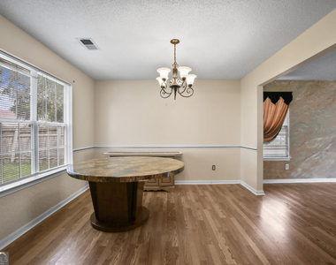 2224 Eagles Nest Circle - Photo Thumbnail 16