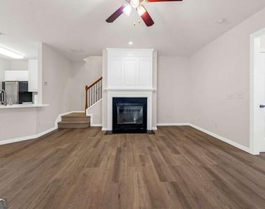 2012 Hailston Drive - Photo Thumbnail 7