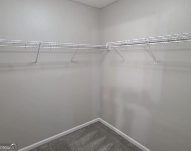5022 Winfield Drive - Photo Thumbnail 11