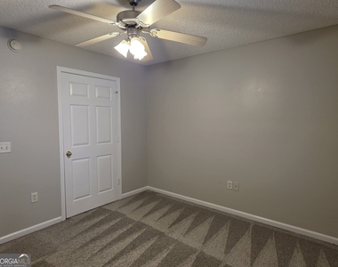 5022 Winfield Drive - Photo Thumbnail 14