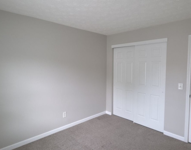 1209 Bronze Oak Way - Photo Thumbnail 6