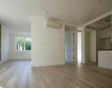 1509 Jefferson Avenue - Photo Thumbnail 2