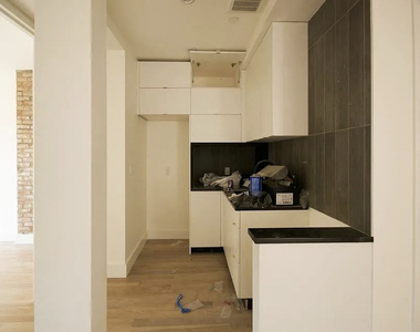 1509 Jefferson Avenue - Photo Thumbnail 3