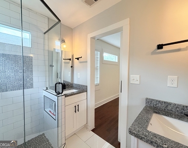 1109 Ira Street Sw - Photo Thumbnail 10