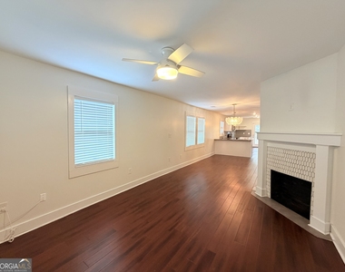 1109 Ira Street Sw - Photo Thumbnail 1