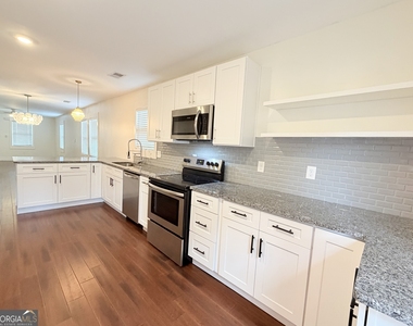1109 Ira Street Sw - Photo Thumbnail 6