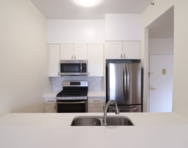 Kew Gardens Hills - Photo Thumbnail 4