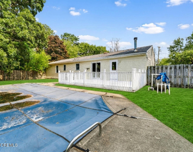 1317 3rd Avenue - Photo Thumbnail 18