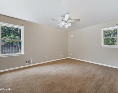 1317 3rd Avenue - Photo Thumbnail 12