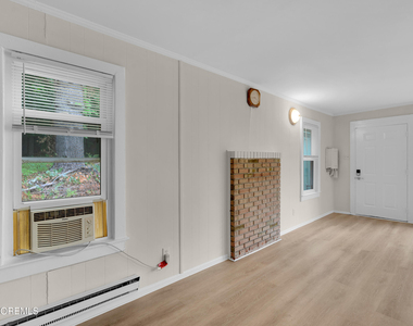 302 Schoolhouse Road - Photo Thumbnail 8