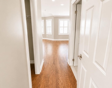 75 E Washington Street - Photo Thumbnail 9