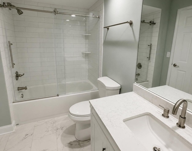 75 E Washington Street - Photo Thumbnail 16